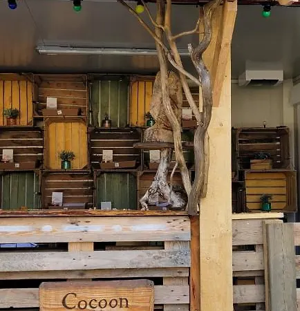 Cocoon Village - Glamping - Domaine Des Grottes De * Rochefort